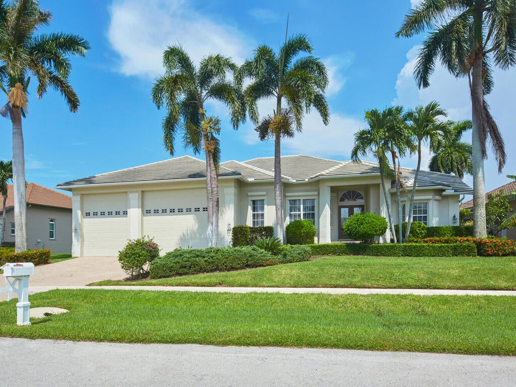 Marco Island, Florida, 34145, United States, 4 Bedrooms Bedrooms, ,4 BathroomsBathrooms,Residential,Active,1885036