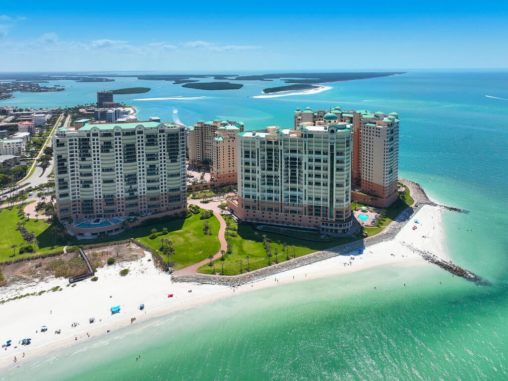Marco Island, Florida, 34145, United States, 4 Bedrooms Bedrooms, ,4 BathroomsBathrooms,Residential,Active,2031792