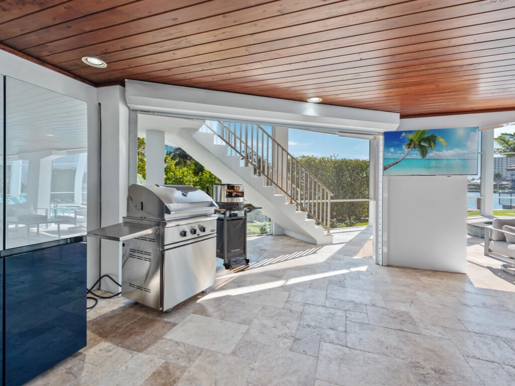 Marco Island, Florida, 34145, United States, 4 Bedrooms Bedrooms, ,3 BathroomsBathrooms,Residential,Active,1953715