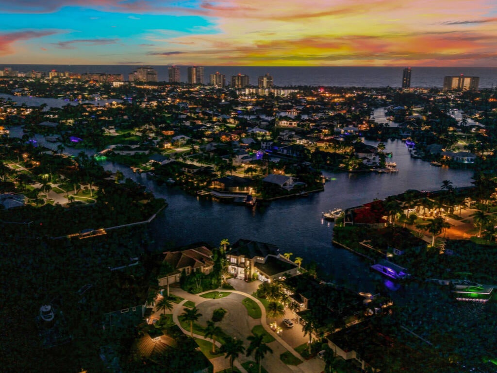 Marco Island, Florida, 34145, United States, 4 Bedrooms Bedrooms, ,5 BathroomsBathrooms,Residential,Active,1953391