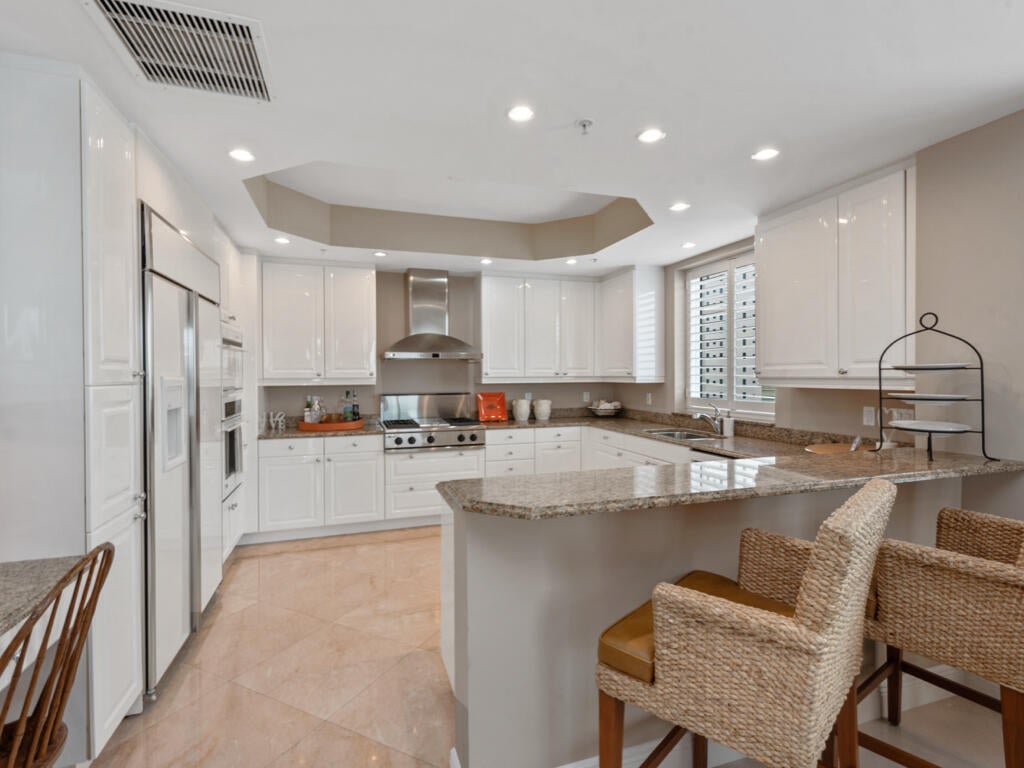 Marco Island, Florida, 34145, United States, 3 Bedrooms Bedrooms, ,4 BathroomsBathrooms,Residential,Active,1904725