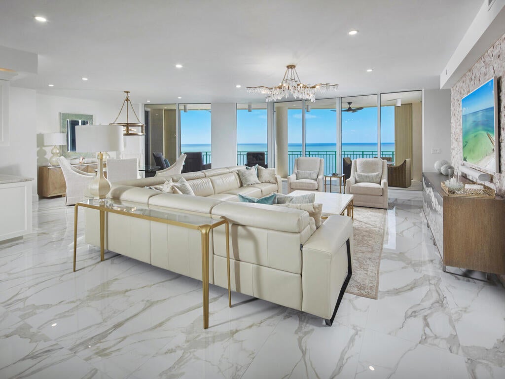 Marco Island, Florida, 34145, United States, 3 Bedrooms Bedrooms, ,4 BathroomsBathrooms,Residential,Active,1967311