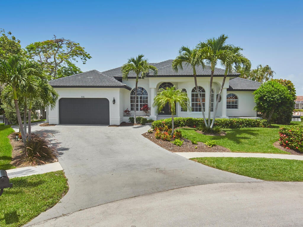 Marco Island, Florida, 34145, United States, 3 Bedrooms Bedrooms, ,2 BathroomsBathrooms,Residential,Active,1849501