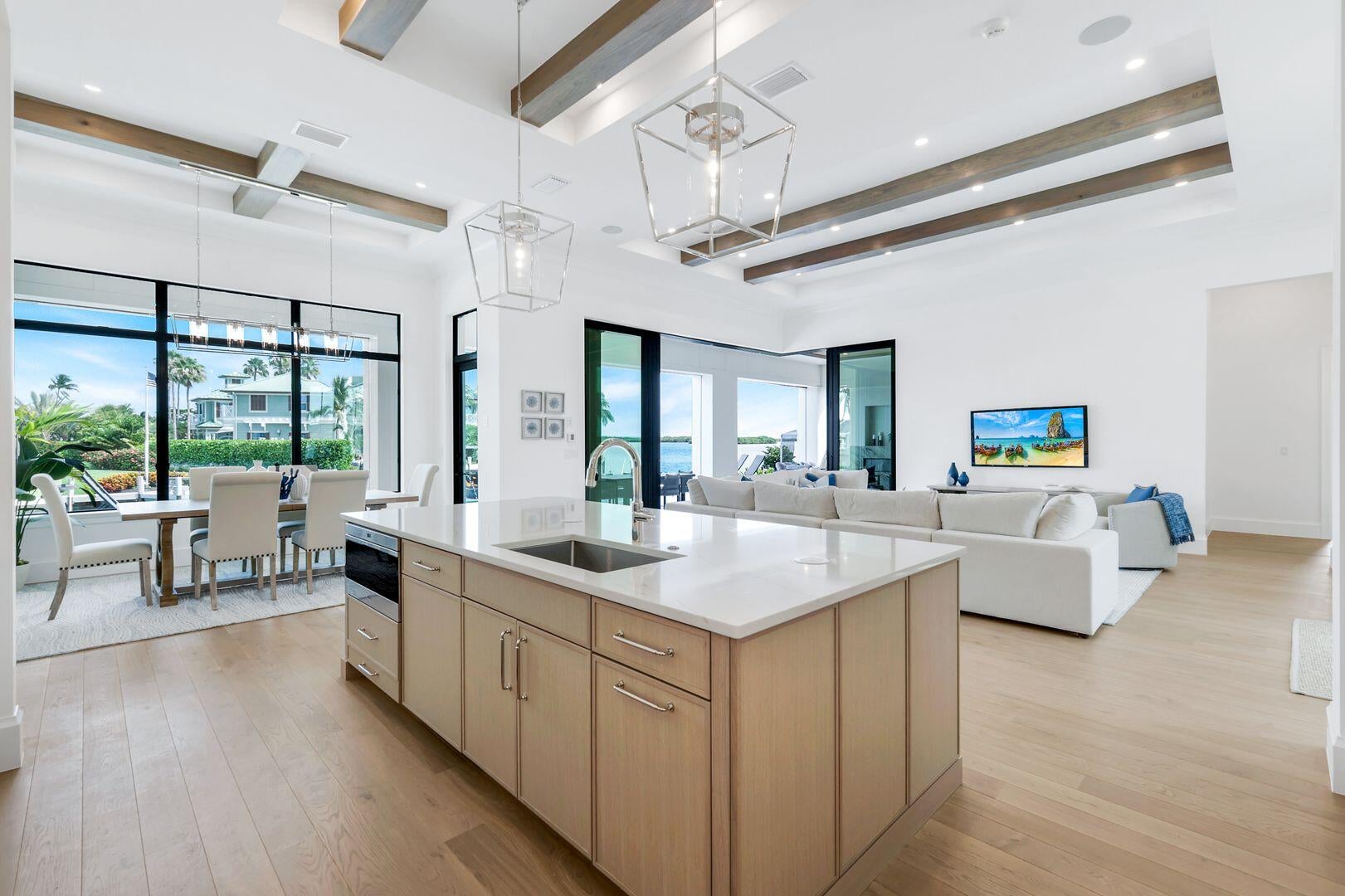 Marco Island, Florida, 34145, United States, 5 Bedrooms Bedrooms, ,6 BathroomsBathrooms,Residential,Active,1898037
