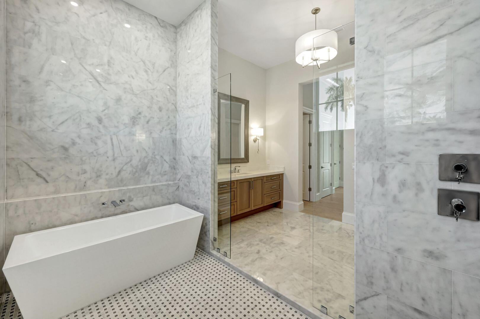 Marco Island, Florida, 34145, United States, 5 Bedrooms Bedrooms, ,6 BathroomsBathrooms,Residential,Active,1828951