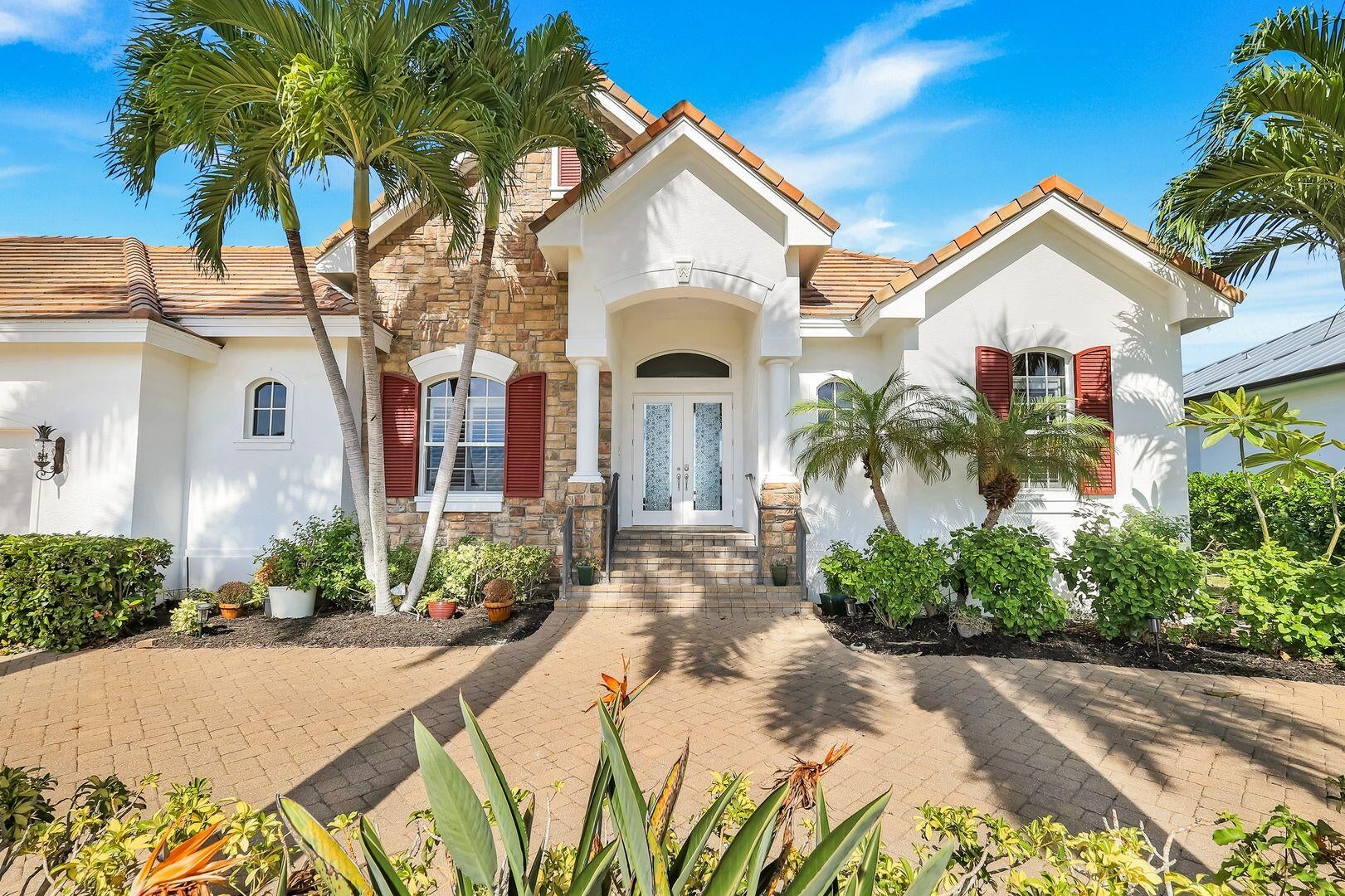 Marco Island, Florida, 34145, United States, 4 Bedrooms Bedrooms, ,2 BathroomsBathrooms,Residential,Active,1992224
