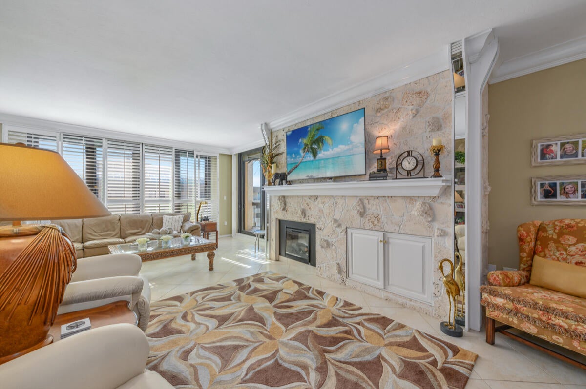 Marco Island, Florida, 34145, United States, 2 Bedrooms Bedrooms, ,2 BathroomsBathrooms,Residential,Active,1877820