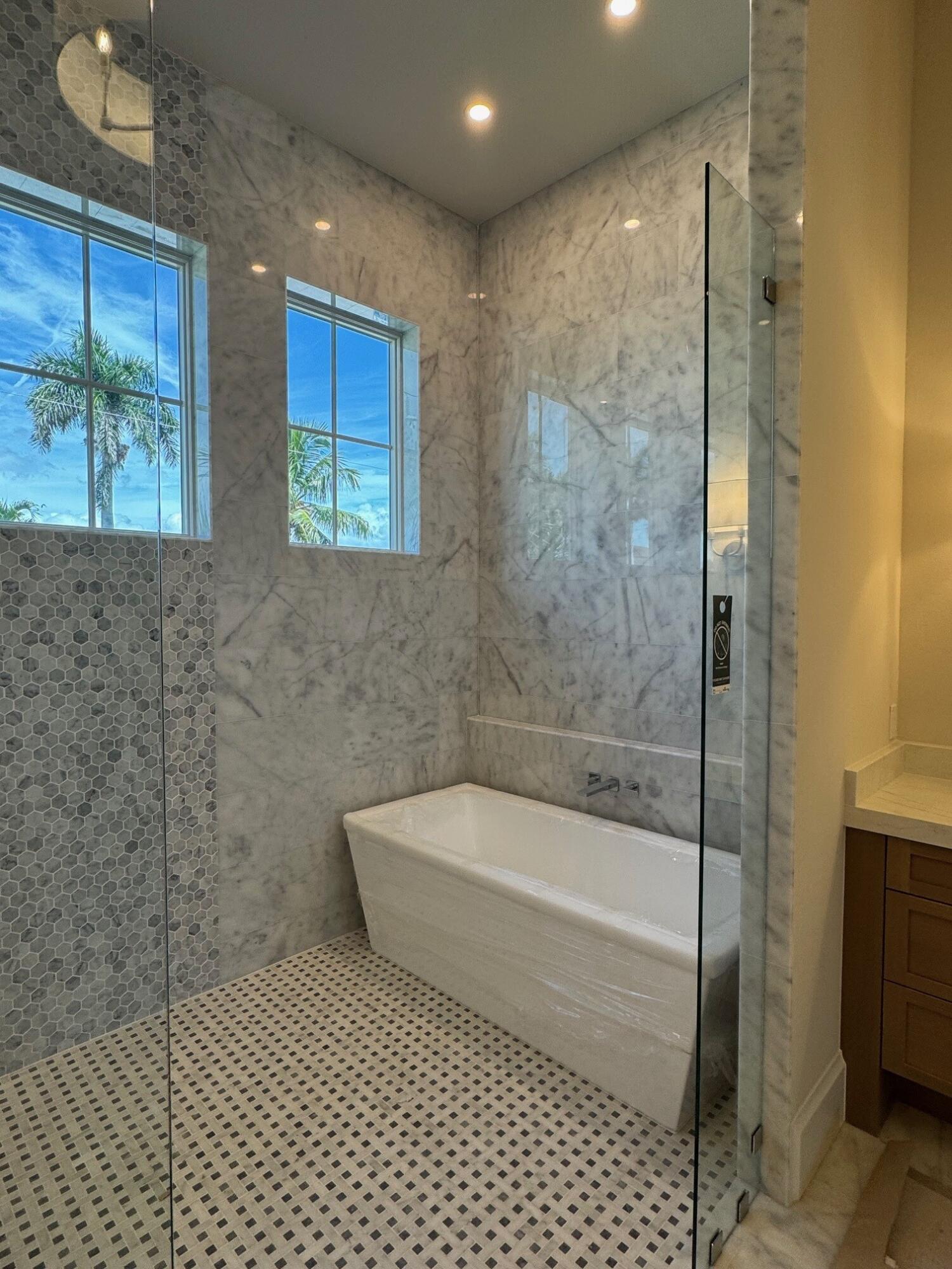 Marco Island, Florida, 34145, United States, 5 Bedrooms Bedrooms, ,6 BathroomsBathrooms,Residential,Active,1828951