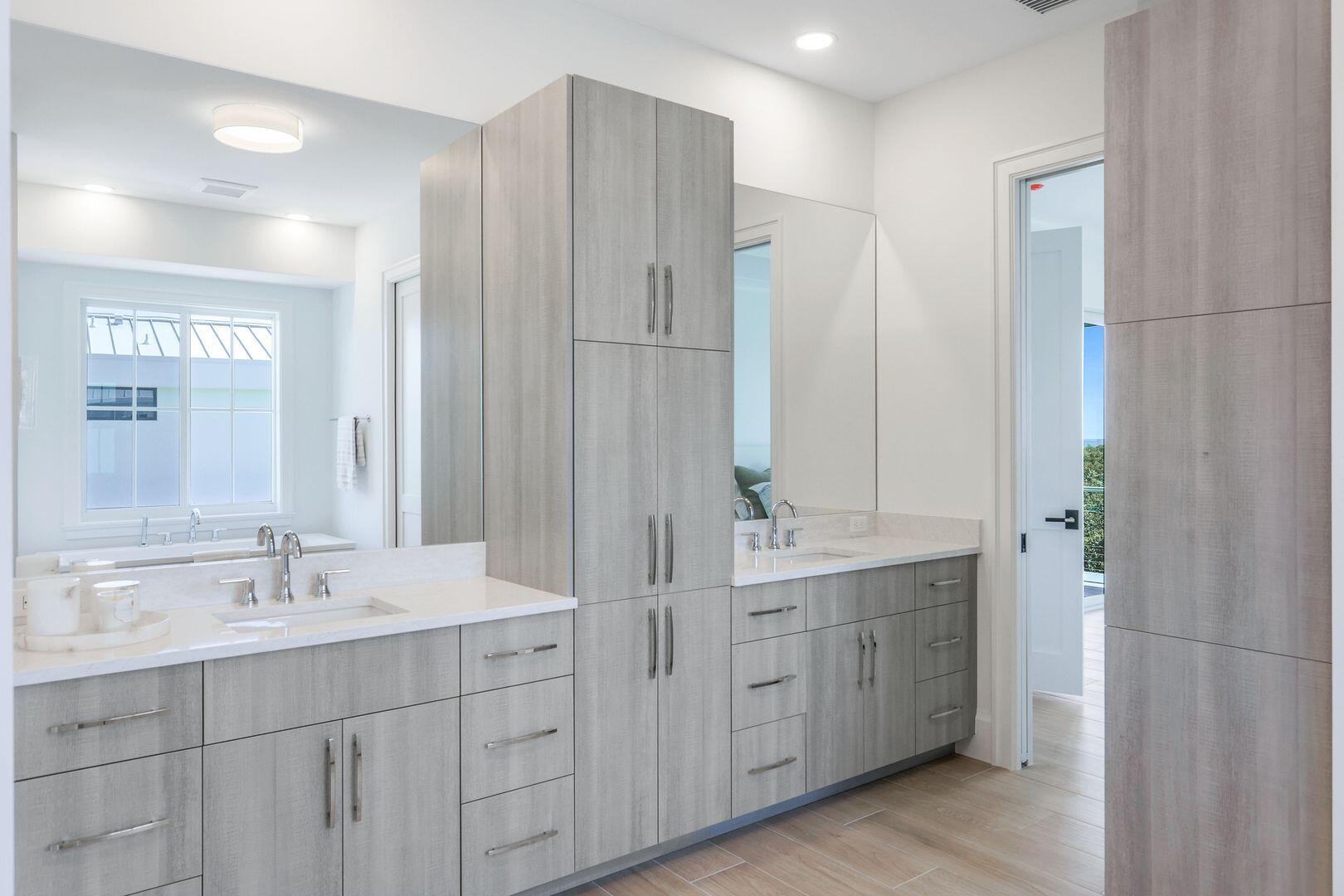 Marco Island, Florida, 34145, United States, ,4 BathroomsBathrooms,Residential,Active,1747379
