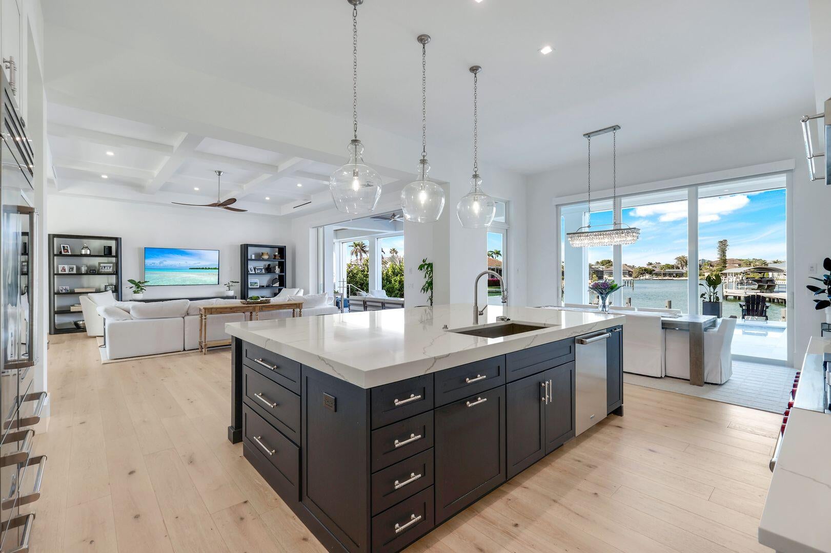 Marco Island, Florida, 34145, United States, 5 Bedrooms Bedrooms, ,5 BathroomsBathrooms,Residential,Active,1738482
