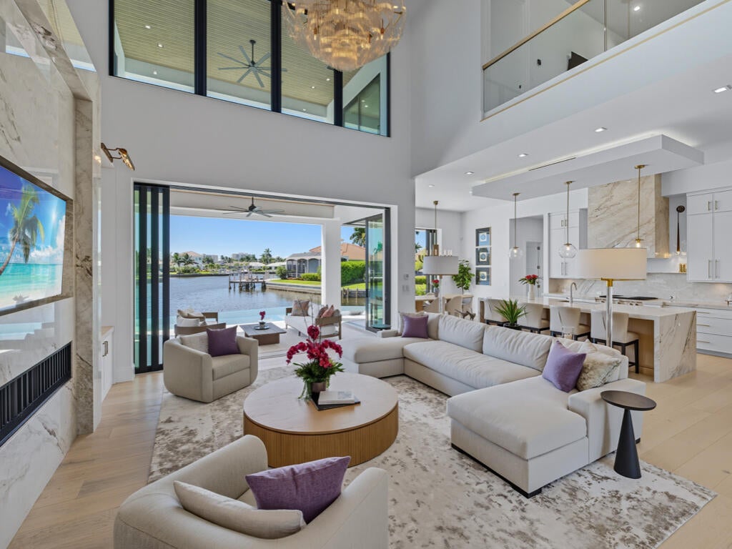 Marco Island, Florida, 34145, United States, 4 Bedrooms Bedrooms, ,5 BathroomsBathrooms,Residential,Active,1953391