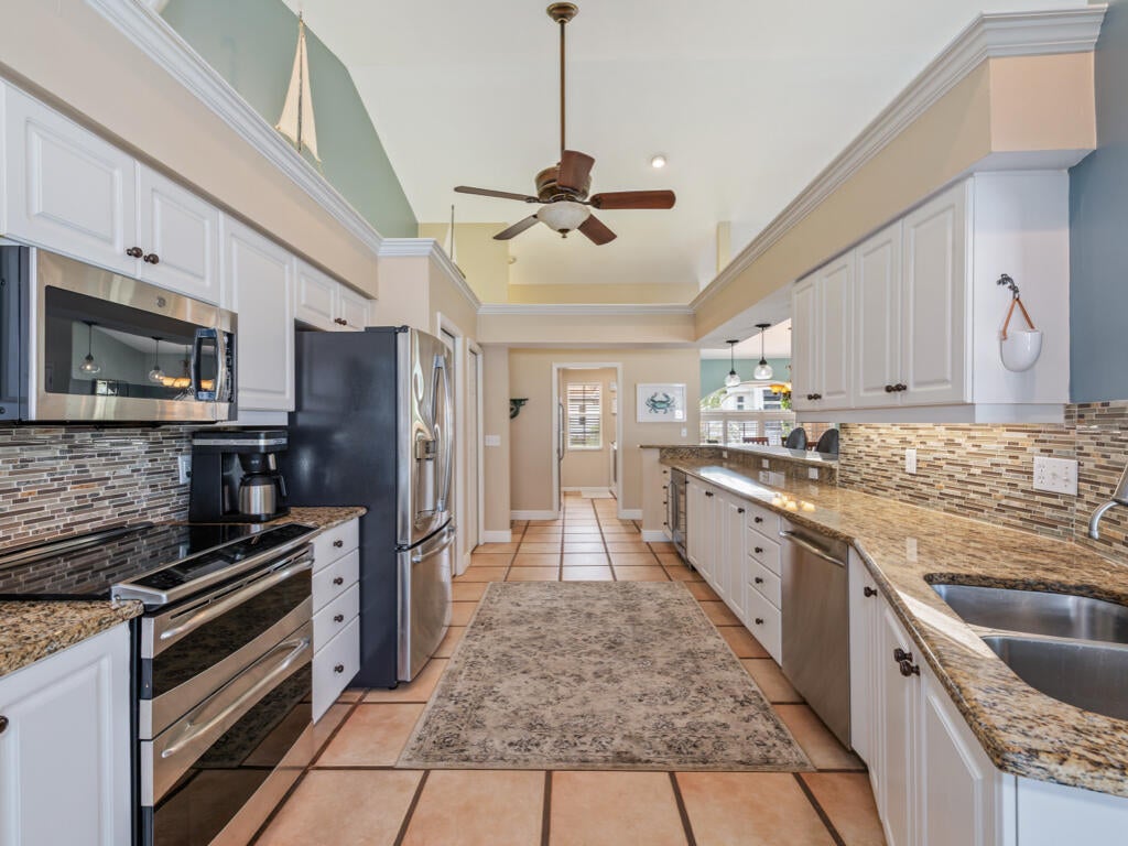 Marco Island, Florida, 34145, United States, 3 Bedrooms Bedrooms, ,3 BathroomsBathrooms,Residential,Active,1953676