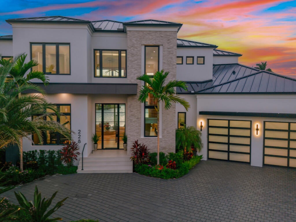 Marco Island, Florida, 34145, United States, 4 Bedrooms Bedrooms, ,5 BathroomsBathrooms,Residential,Active,1953391