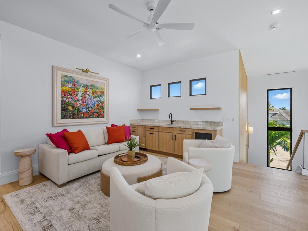 Marco Island, Florida, 34145, United States, 4 Bedrooms Bedrooms, ,5 BathroomsBathrooms,Residential,Active,1953391