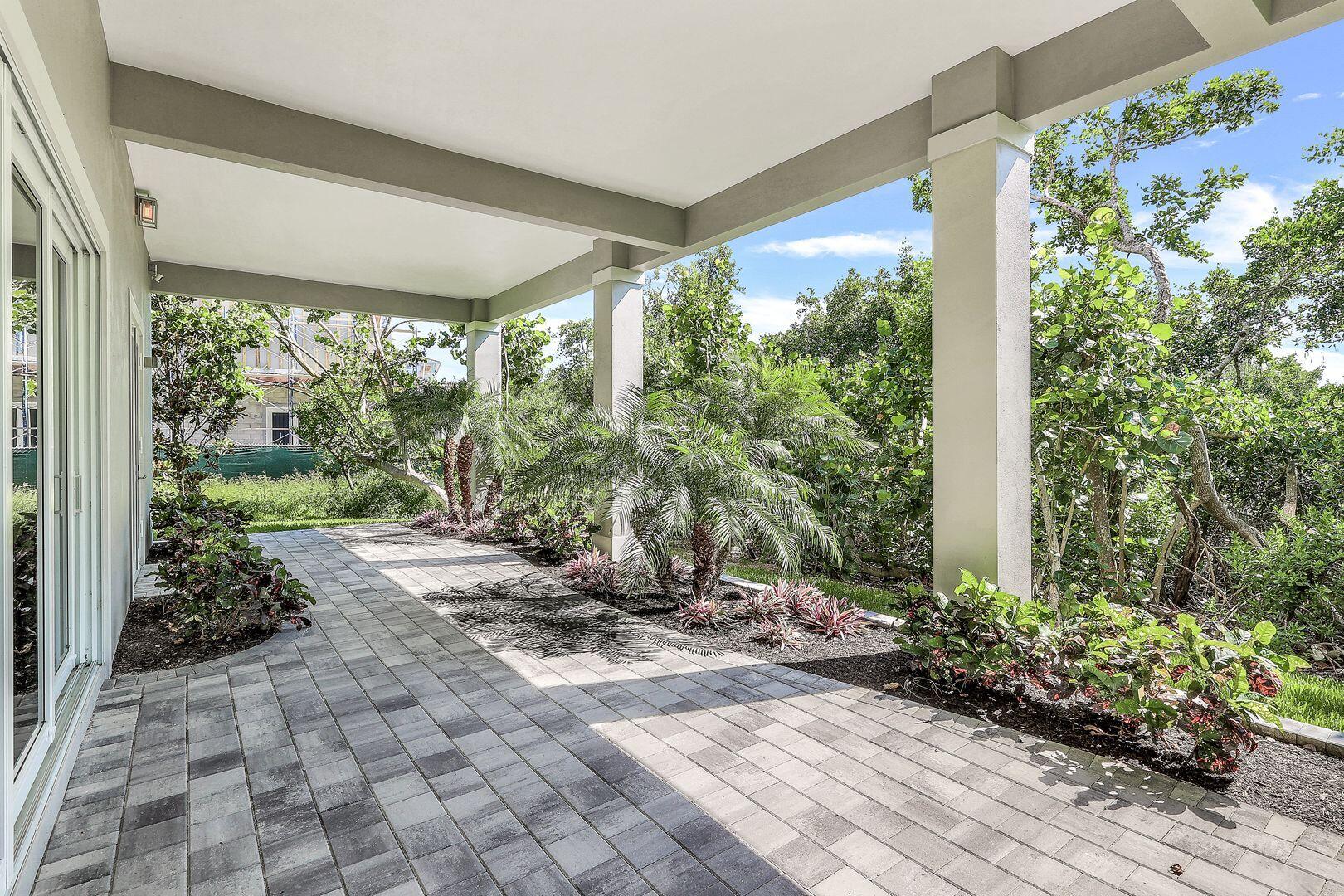 Marco Island, Florida, 34145, United States, ,4 BathroomsBathrooms,Residential,Active,1747379