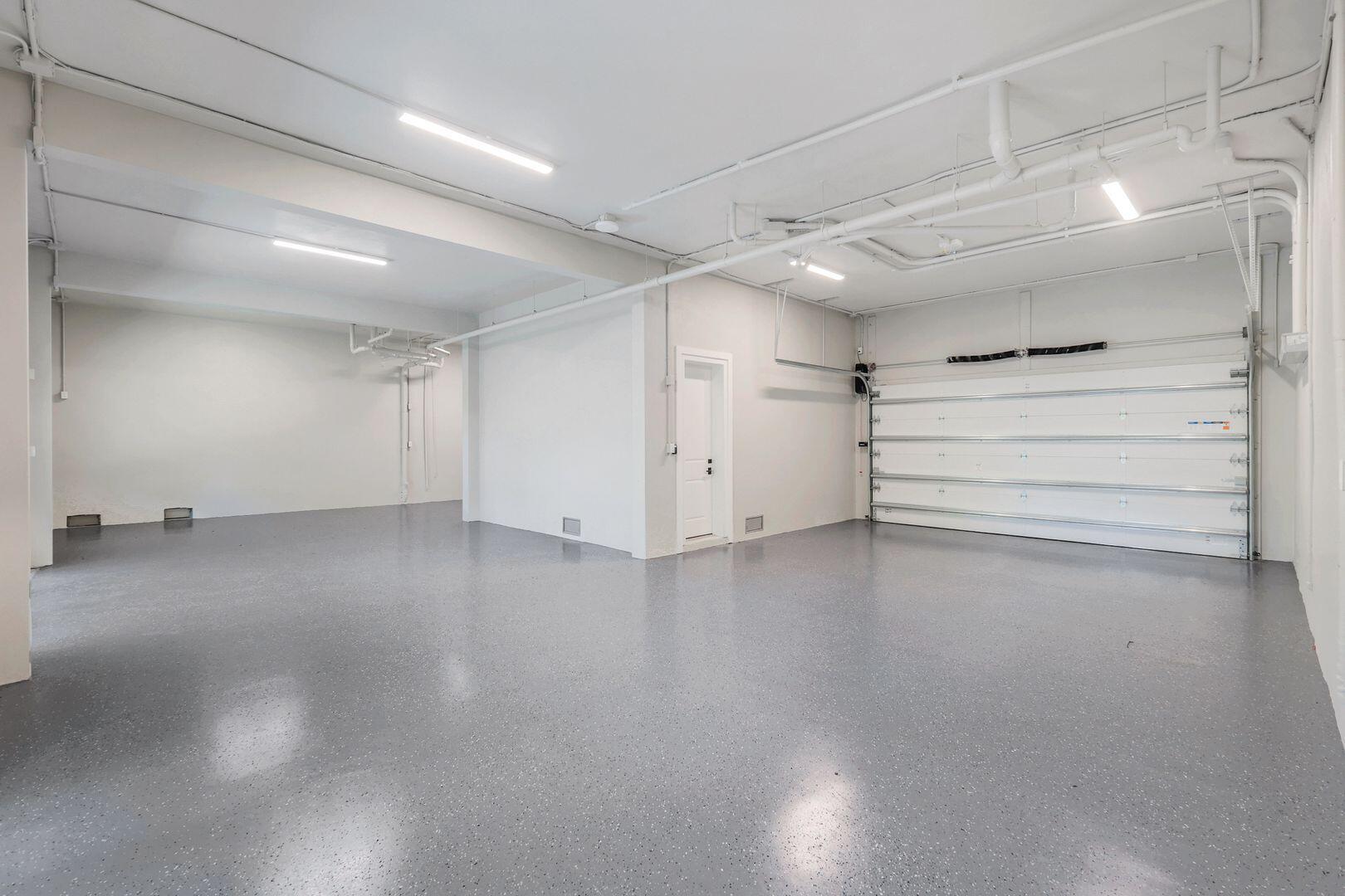 Marco Island, Florida, 34145, United States, ,4 BathroomsBathrooms,Residential,Active,1747379