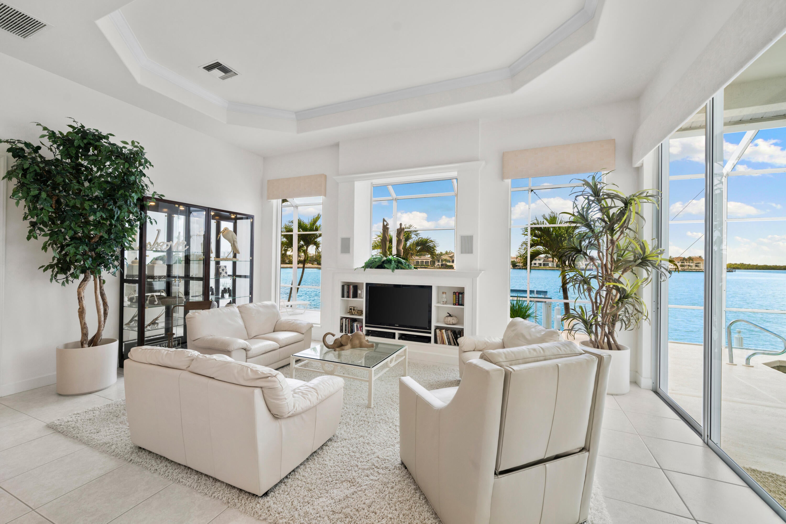 Marco Island, Florida, 34145, United States, ,3 BathroomsBathrooms,Residential,Active,1782593