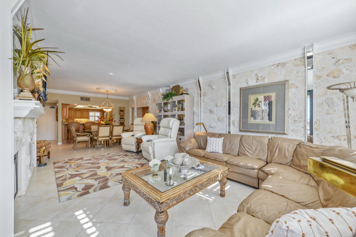 Marco Island, Florida, 34145, United States, 2 Bedrooms Bedrooms, ,2 BathroomsBathrooms,Residential,Active,1877820