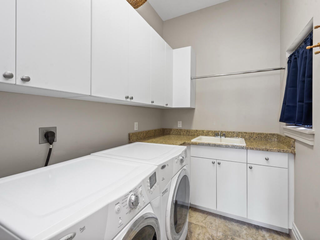 Marco Island, Florida, 34145, United States, 4 Bedrooms Bedrooms, ,4 BathroomsBathrooms,Residential,Active,1985554