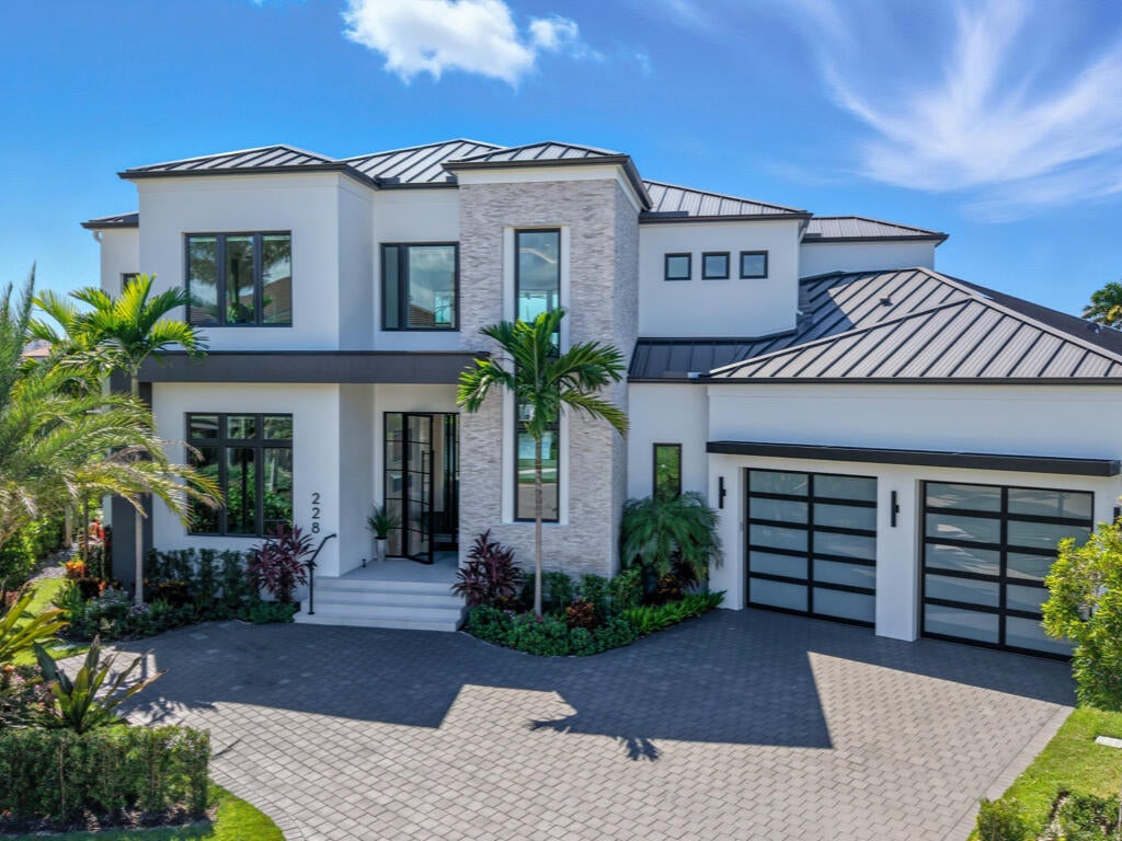 Marco Island, Florida, 34145, United States, 4 Bedrooms Bedrooms, ,5 BathroomsBathrooms,Residential,Active,1953391