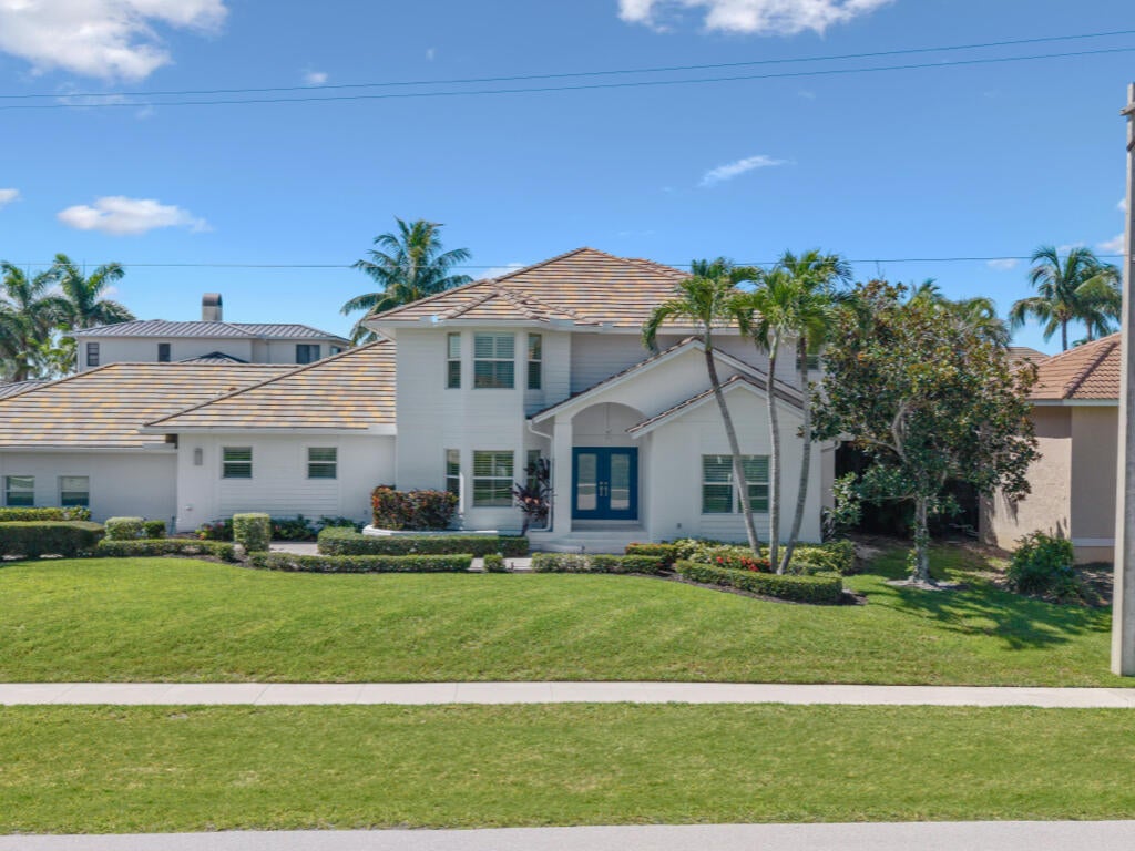 Marco Island, Florida, 34145, United States, 4 Bedrooms Bedrooms, ,4 BathroomsBathrooms,Residential,Active,1892388