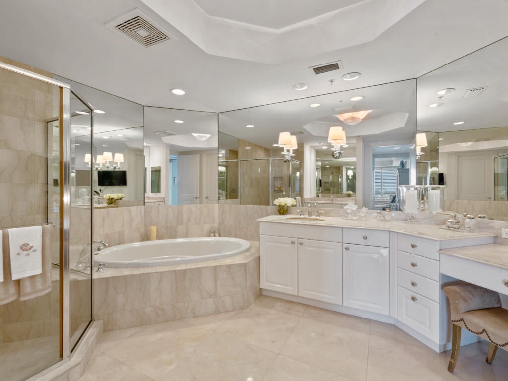 Marco Island, Florida, 34145, United States, 3 Bedrooms Bedrooms, ,4 BathroomsBathrooms,Residential,Active,1904725