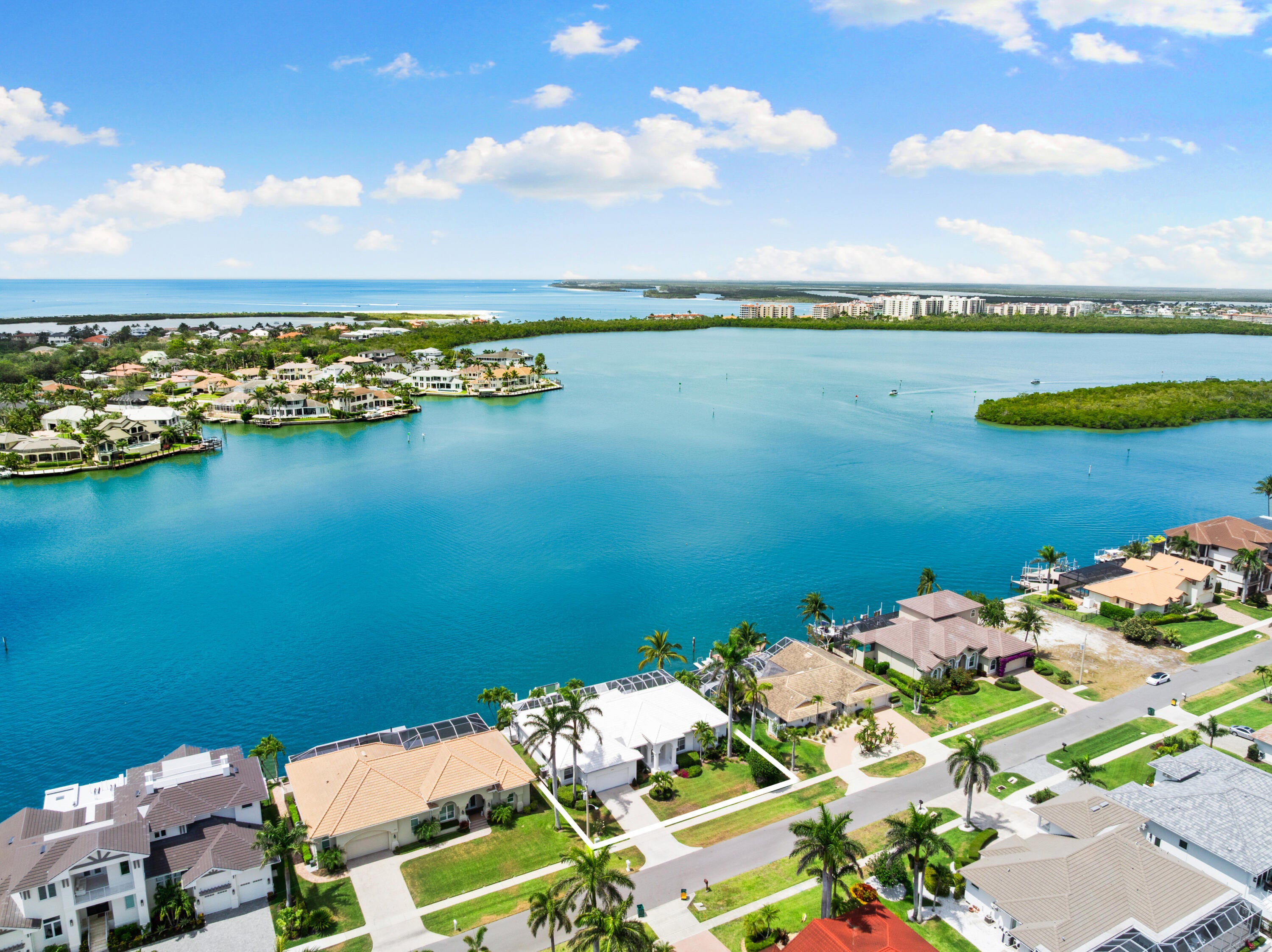 Marco Island, Florida, 34145, United States, ,3 BathroomsBathrooms,Residential,Active,1782593