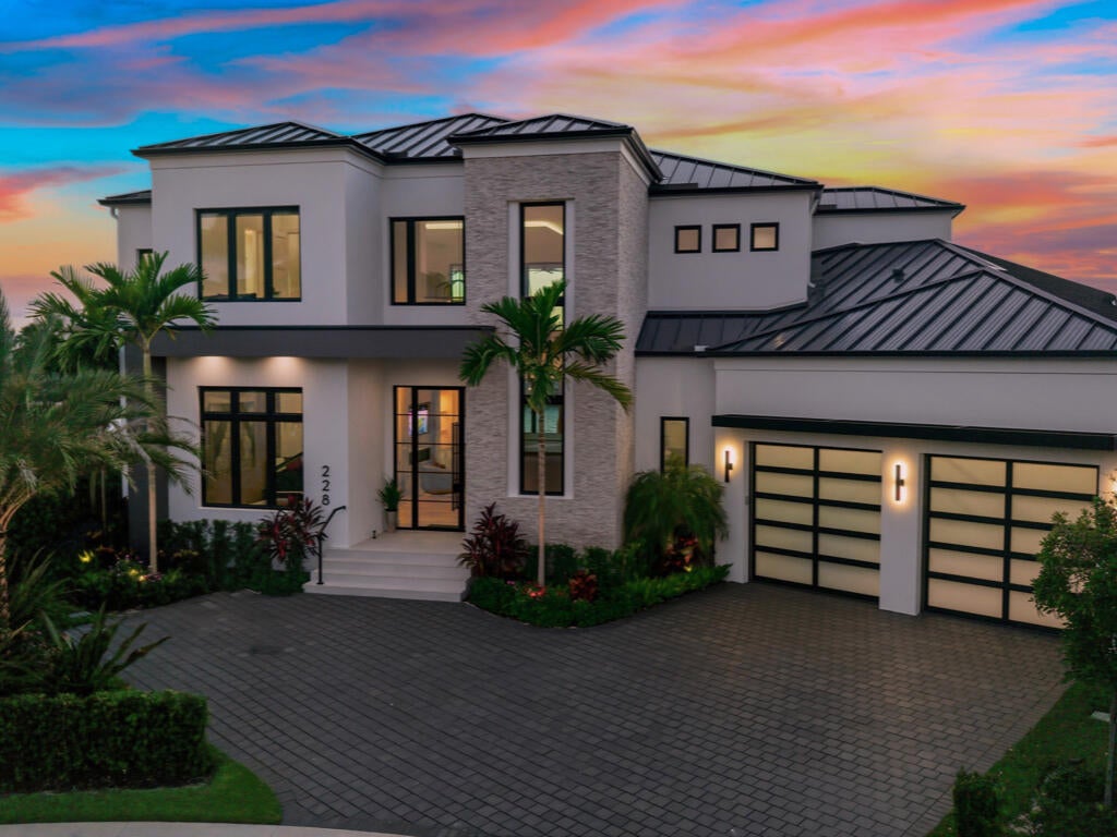 Marco Island, Florida, 34145, United States, 4 Bedrooms Bedrooms, ,5 BathroomsBathrooms,Residential,Active,1953391