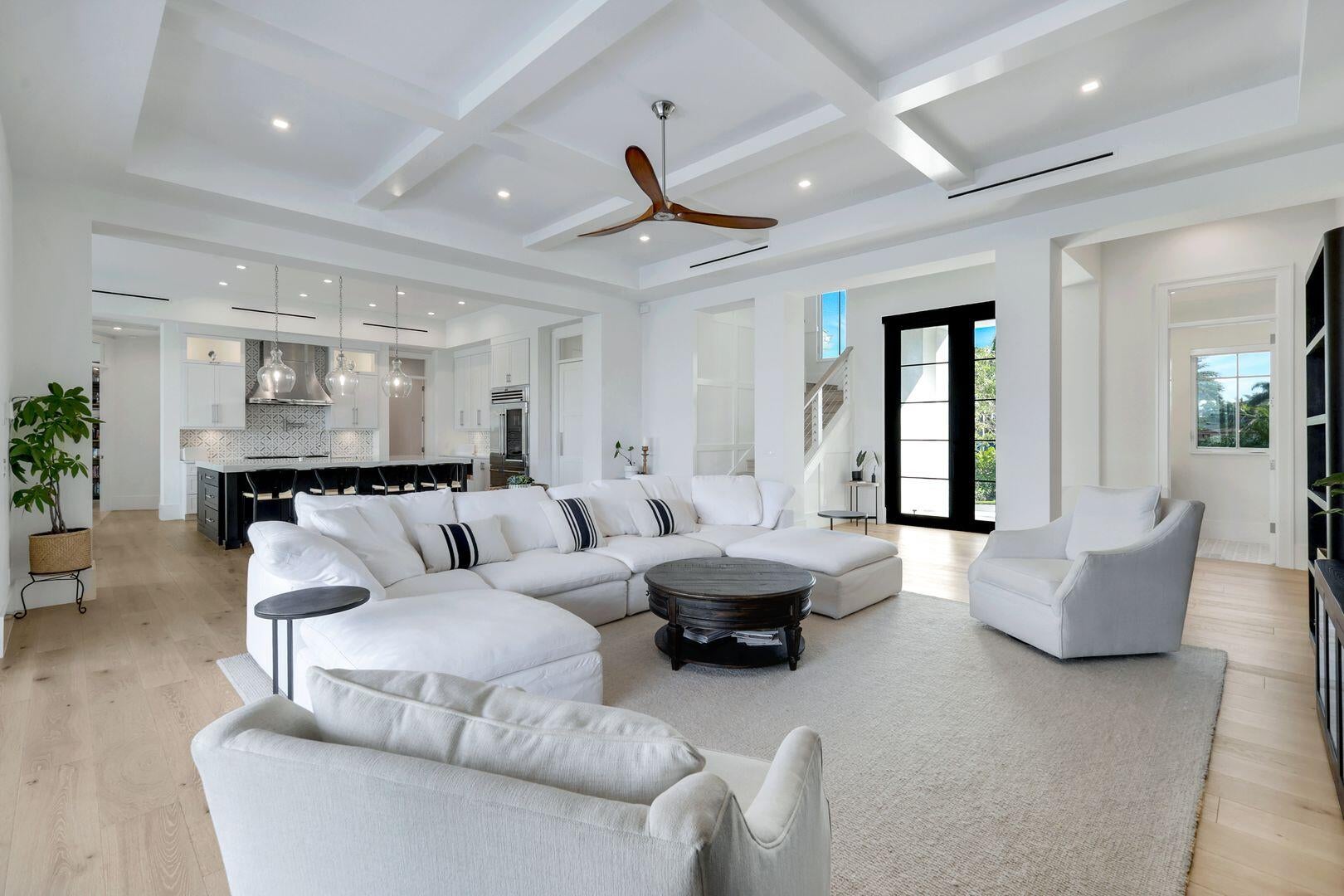 Marco Island, Florida, 34145, United States, 5 Bedrooms Bedrooms, ,5 BathroomsBathrooms,Residential,Active,1738482