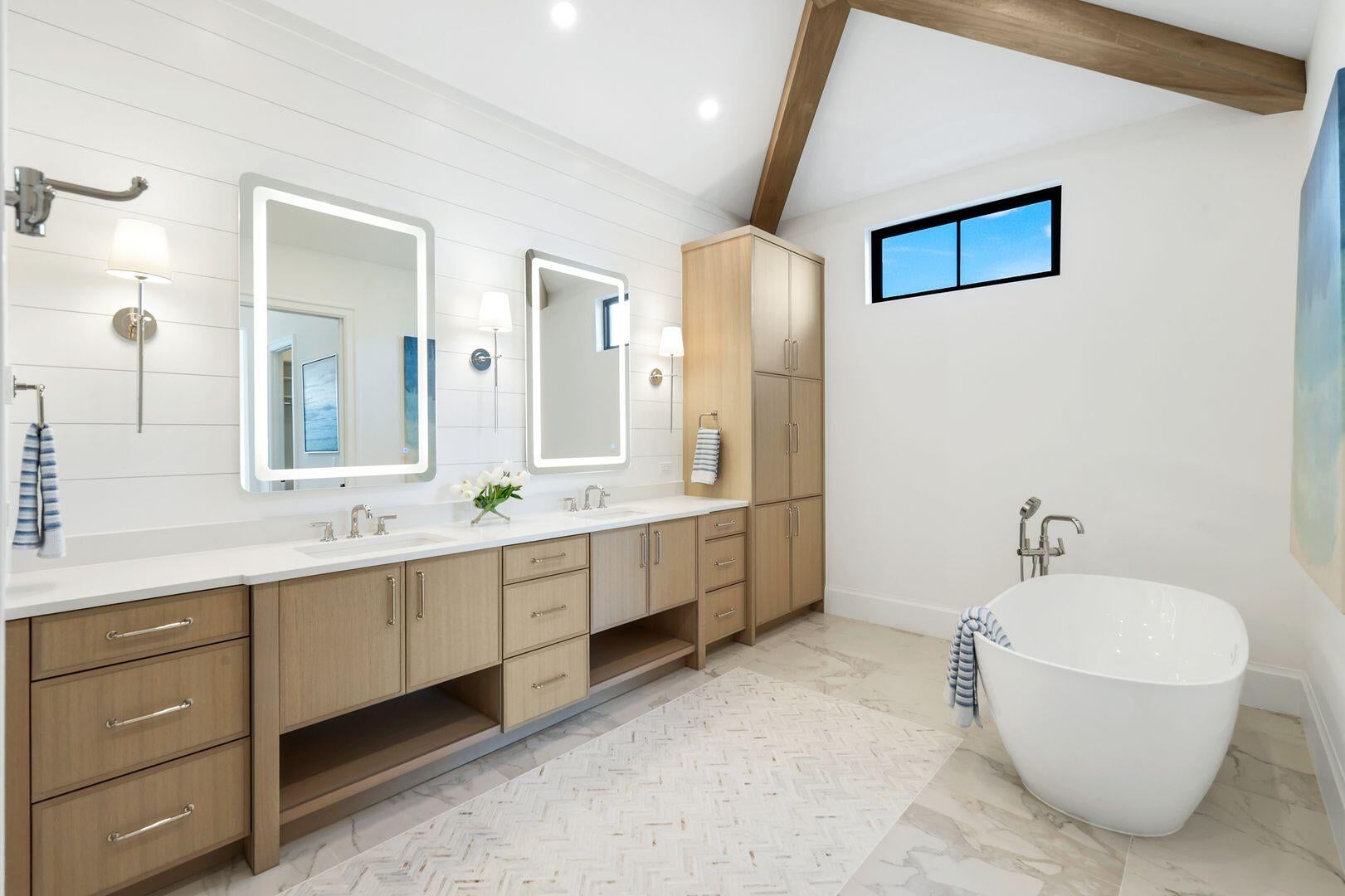 Marco Island, Florida, 34145, United States, 5 Bedrooms Bedrooms, ,6 BathroomsBathrooms,Residential,Active,1898037