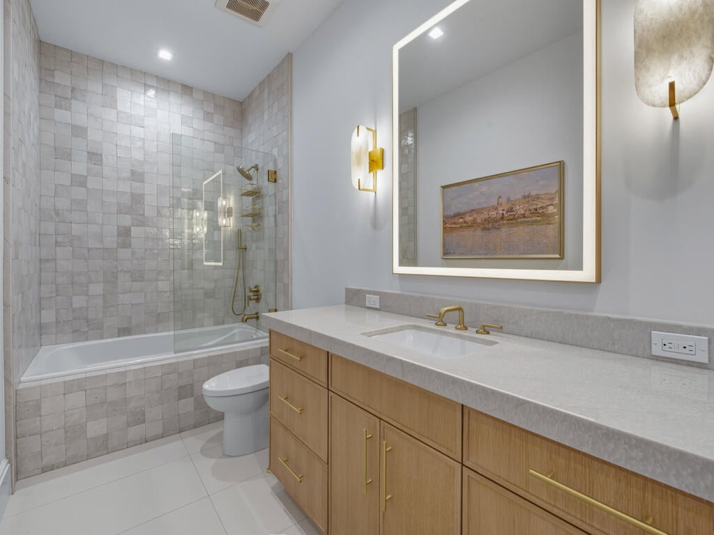 Marco Island, Florida, 34145, United States, 4 Bedrooms Bedrooms, ,5 BathroomsBathrooms,Residential,Active,1953391