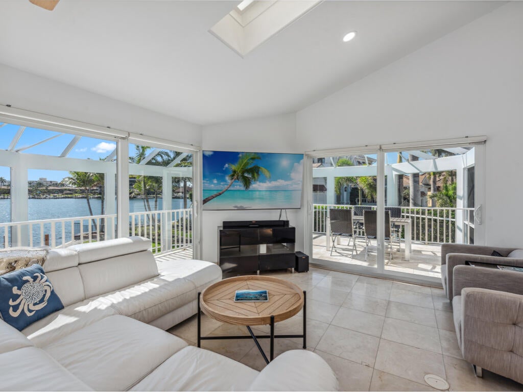 Marco Island, Florida, 34145, United States, 4 Bedrooms Bedrooms, ,3 BathroomsBathrooms,Residential,Active,1953715
