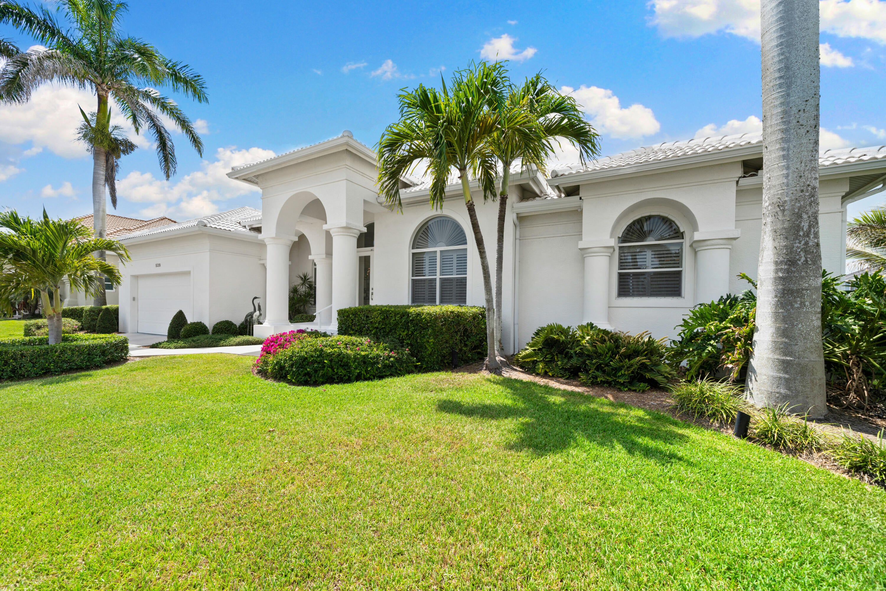 Marco Island, Florida, 34145, United States, ,3 BathroomsBathrooms,Residential,Active,1782593