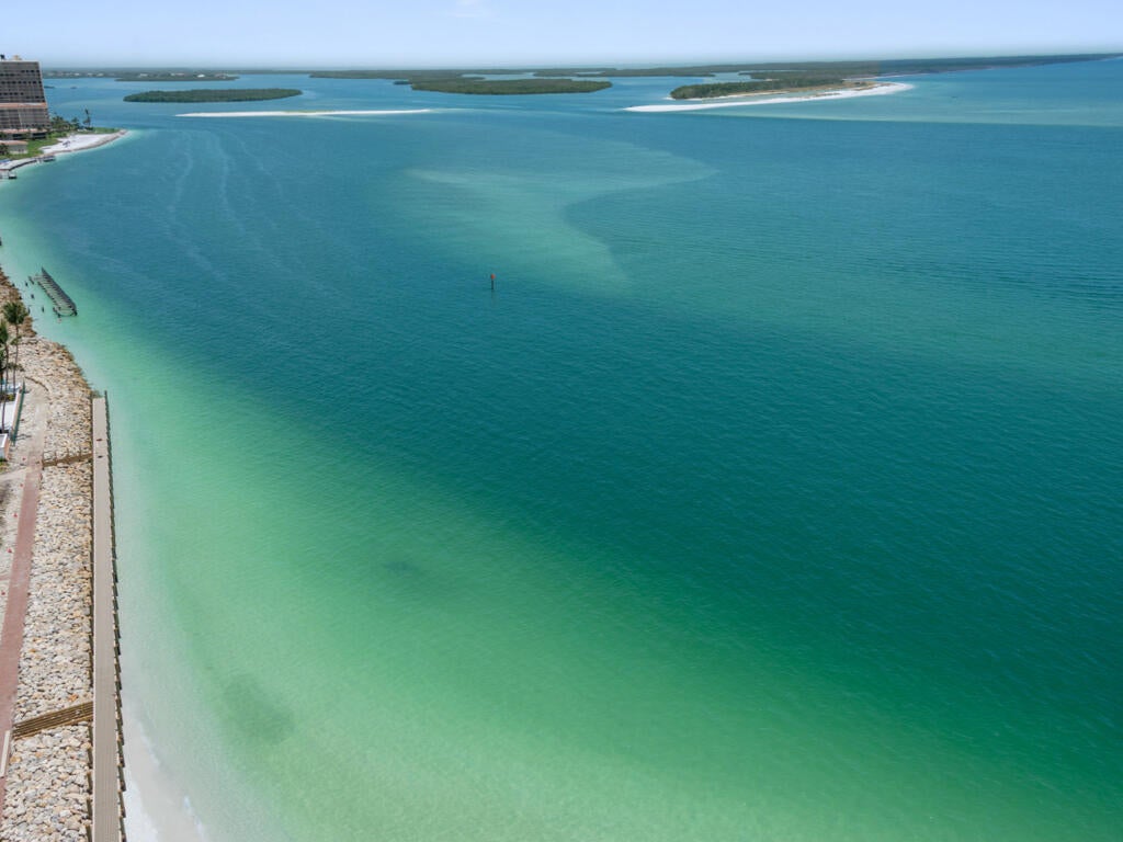 Marco Island, Florida, 34145, United States, 3 Bedrooms Bedrooms, ,4 BathroomsBathrooms,Residential,Active,1904725
