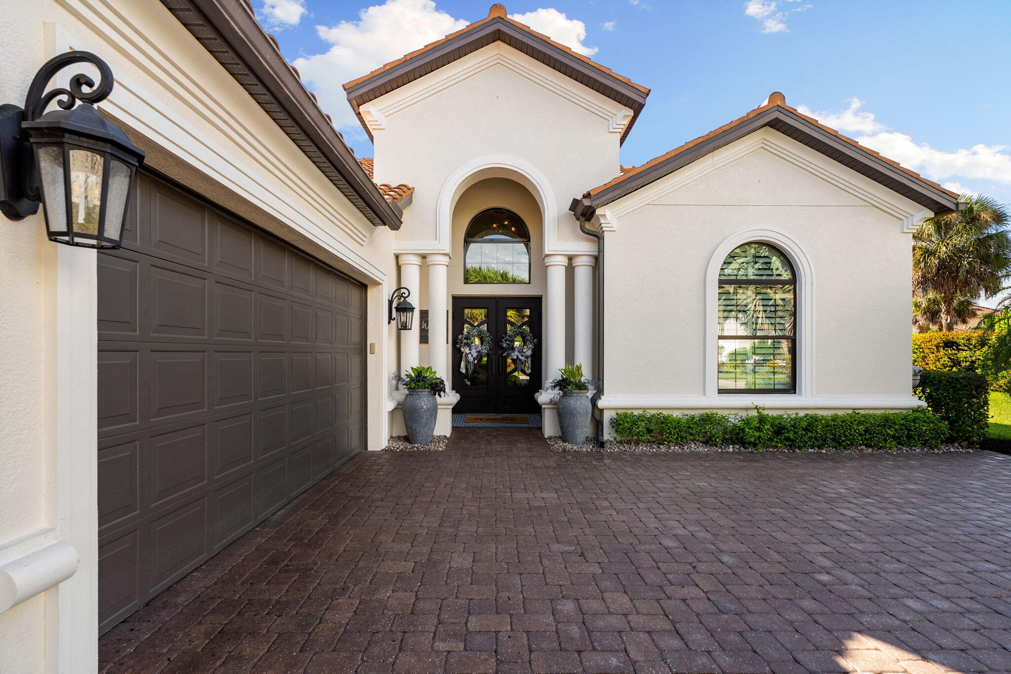 Naples, Florida, 34119, United States, 3 Bedrooms Bedrooms, ,5 BathroomsBathrooms,Residential,Active,1952996
