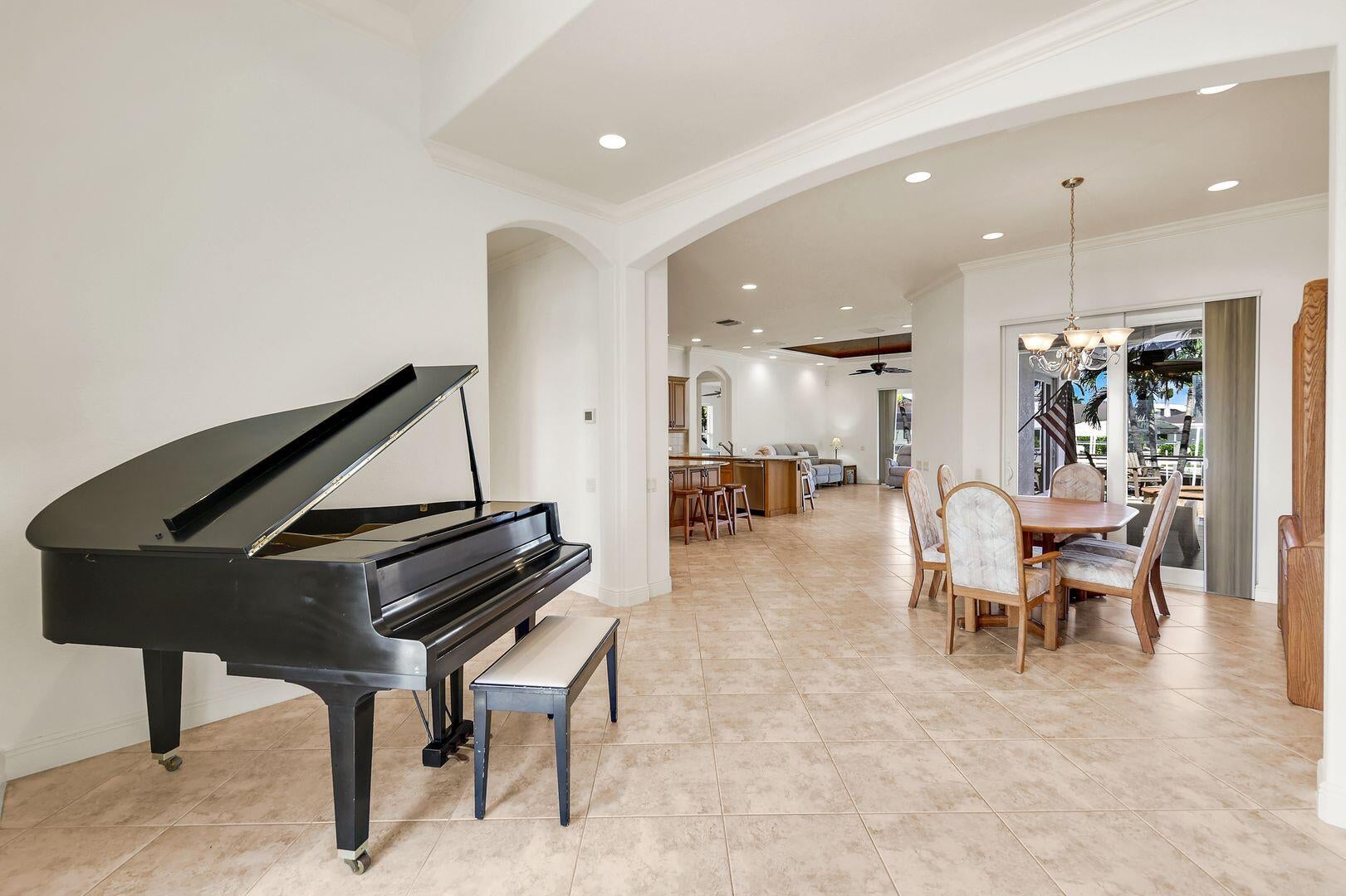 Marco Island, Florida, 34145, United States, 4 Bedrooms Bedrooms, ,2 BathroomsBathrooms,Residential,Active,1992224