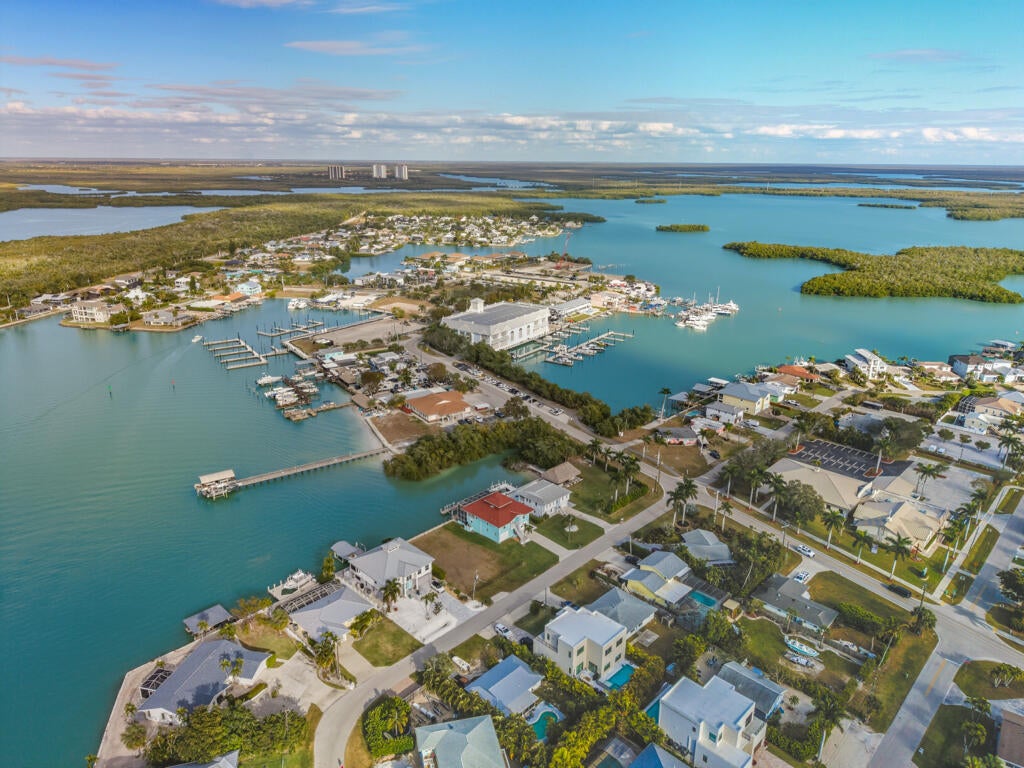 Naples, Florida, 34113, United States, 4 Bedrooms Bedrooms, ,3 BathroomsBathrooms,Residential,Active,2016424