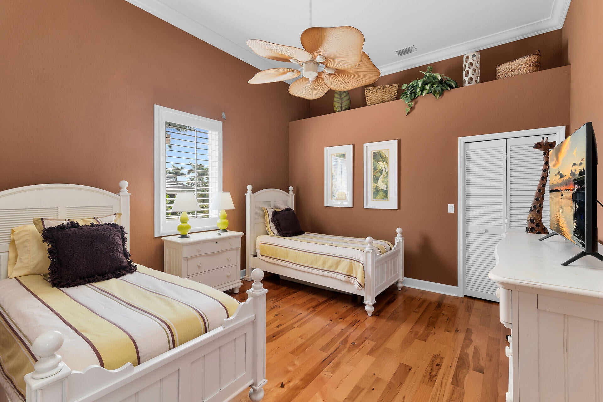 Marco Island, Florida, 34145, United States, 3 Bedrooms Bedrooms, ,4 BathroomsBathrooms,Residential,Active,1934767