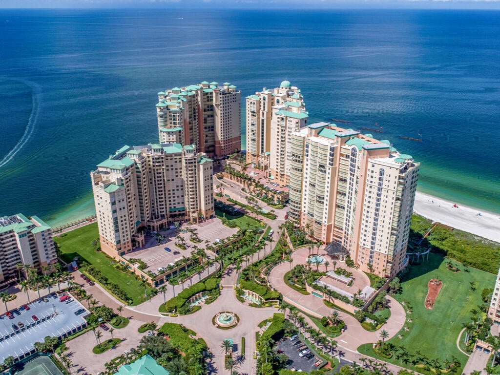 Marco Island, Florida, 34145, United States, 3 Bedrooms Bedrooms, ,4 BathroomsBathrooms,Residential,Active,1877816