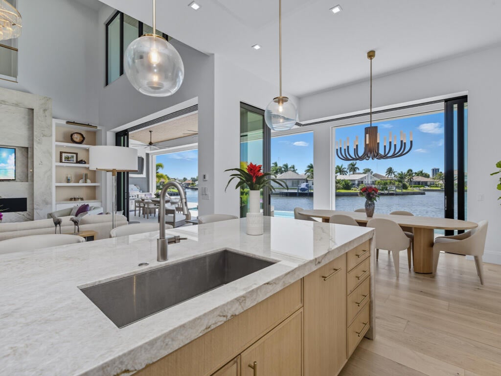 Marco Island, Florida, 34145, United States, 4 Bedrooms Bedrooms, ,5 BathroomsBathrooms,Residential,Active,1953391