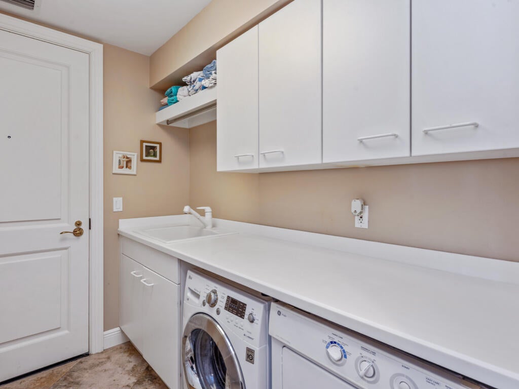 Marco Island, Florida, 34145, United States, ,4 BathroomsBathrooms,Residential,Active,1841322
