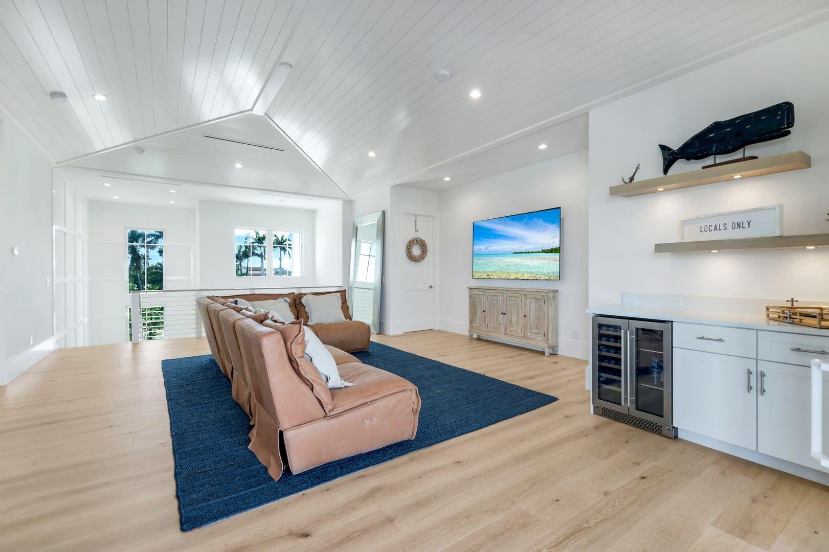 Marco Island, Florida, 34145, United States, 5 Bedrooms Bedrooms, ,5 BathroomsBathrooms,Residential,Active,1738482