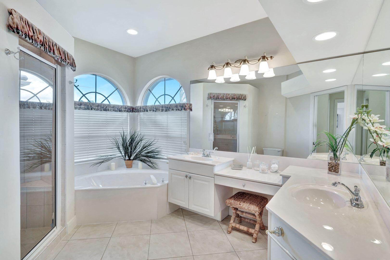 Marco Island, Florida, 34145, United States, 3 Bedrooms Bedrooms, ,2 BathroomsBathrooms,Residential,Active,1753486