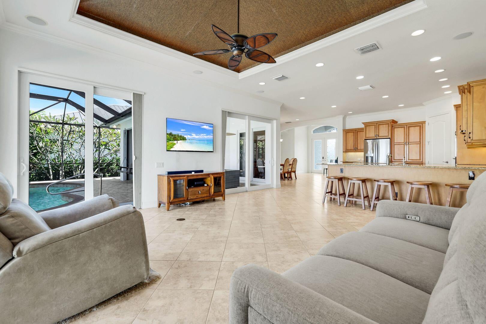 Marco Island, Florida, 34145, United States, 4 Bedrooms Bedrooms, ,2 BathroomsBathrooms,Residential,Active,1992224