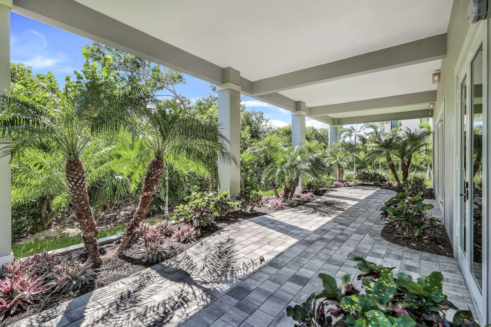 Marco Island, Florida, 34145, United States, ,4 BathroomsBathrooms,Residential,Active,1747379