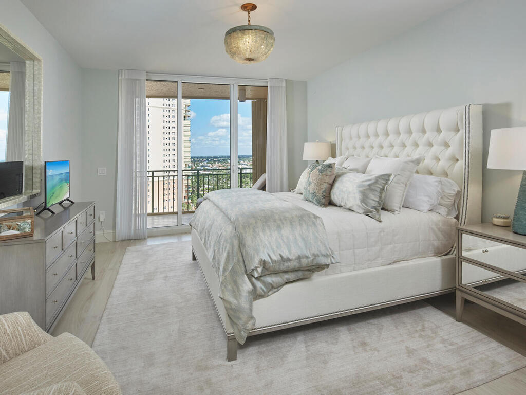 Marco Island, Florida, 34145, United States, 3 Bedrooms Bedrooms, ,4 BathroomsBathrooms,Residential,Active,1967311