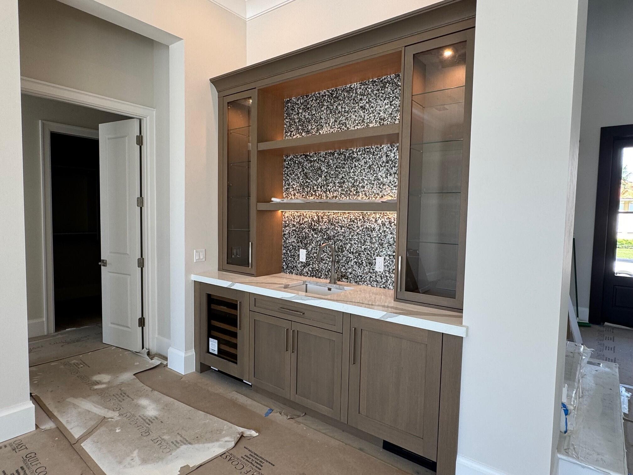 Marco Island, Florida, 34145, United States, 5 Bedrooms Bedrooms, ,6 BathroomsBathrooms,Residential,Active,1828951