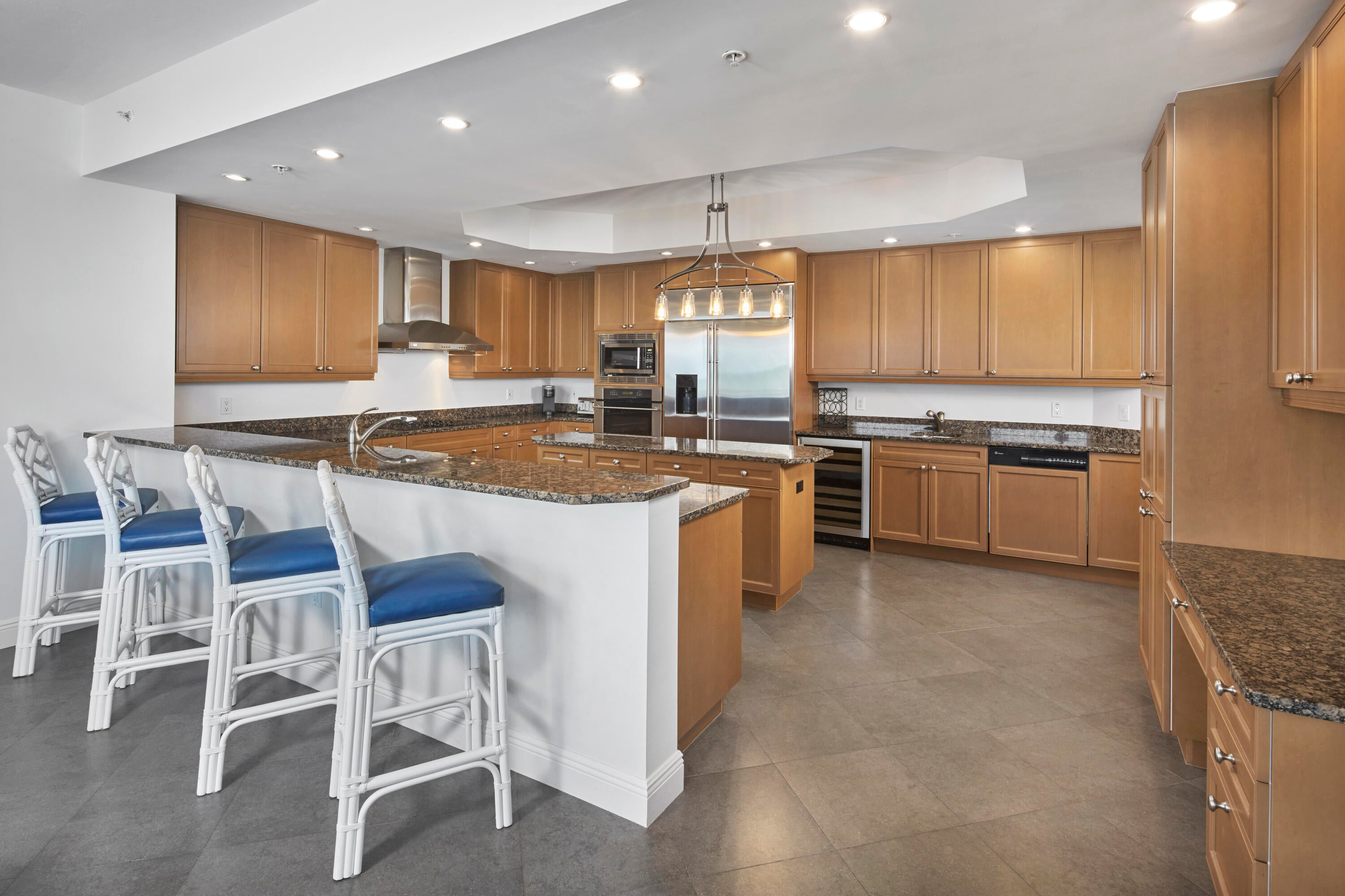 Marco Island, Florida, 34145, United States, 3 Bedrooms Bedrooms, ,4 BathroomsBathrooms,Residential,Active,1877816