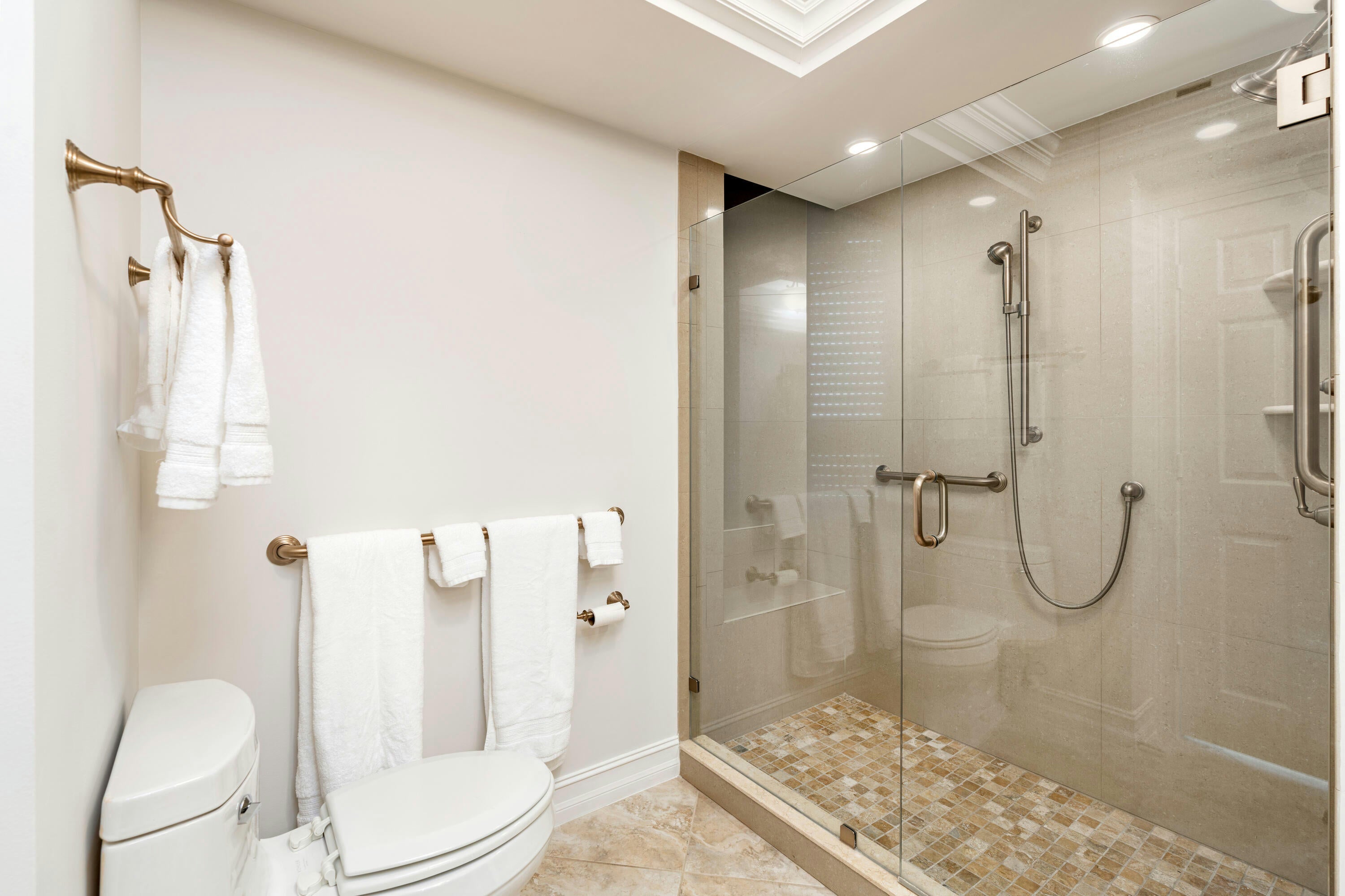 Marco Island, Florida, 34145, United States, ,3 BathroomsBathrooms,Residential,Active,1764876