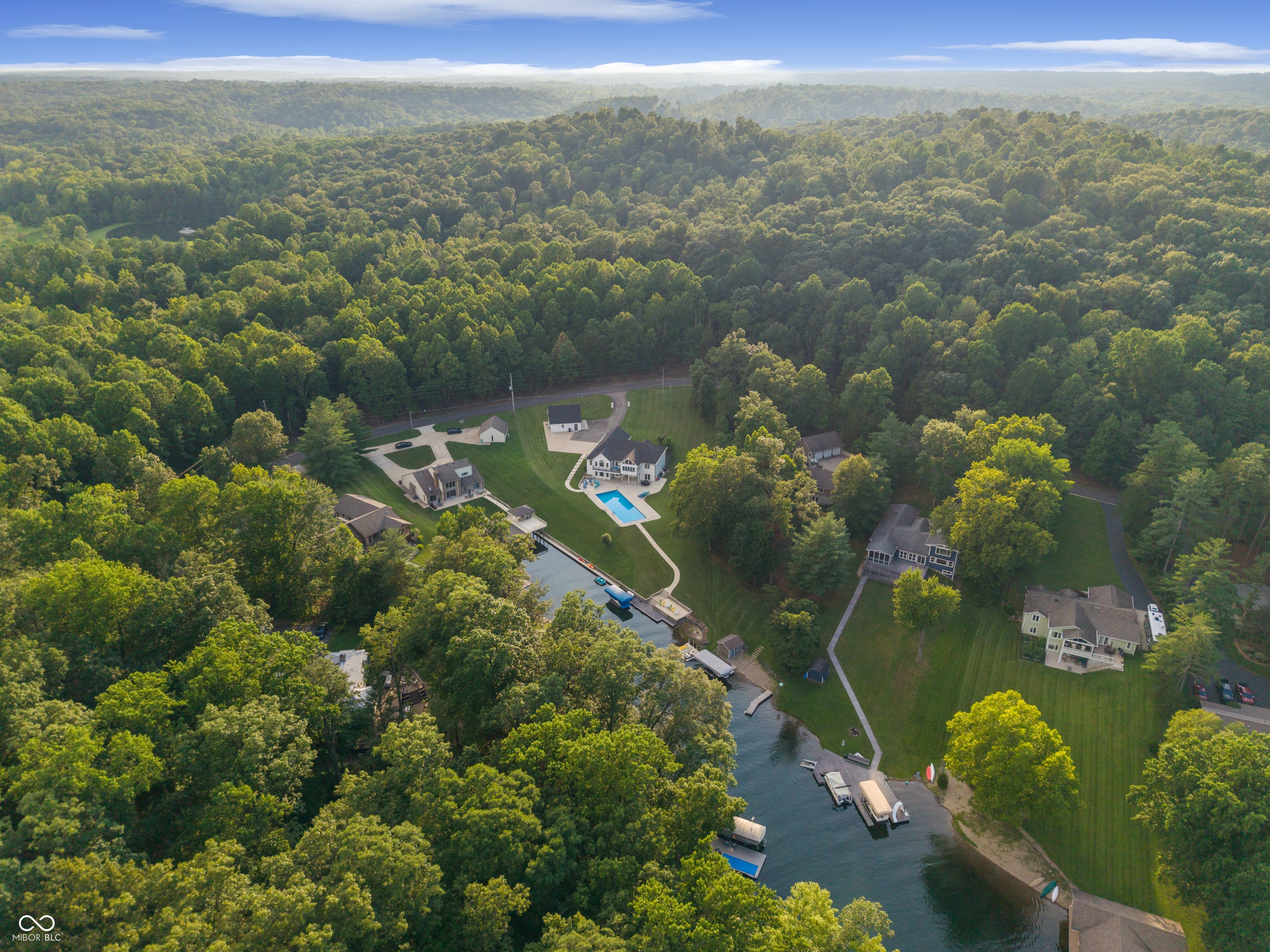 Columbus, Indiana, 47201, United States, ,4 BathroomsBathrooms,Residential,Active,1769806